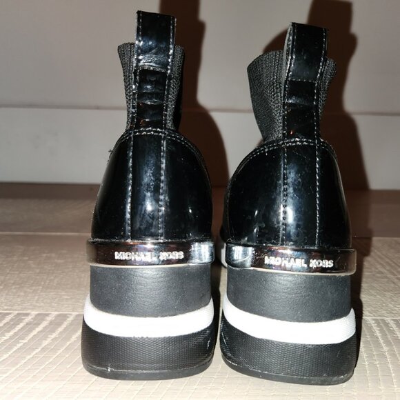 MICHAEL KORS Women's SKYLER Black Stretch Knit Wedge Bootie Sock Sneaker - Picture 4 of 4